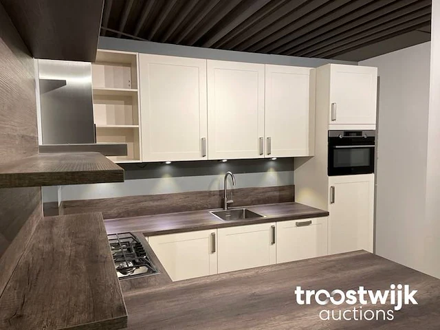 Showroomkeuken - afbeelding 25 van  29