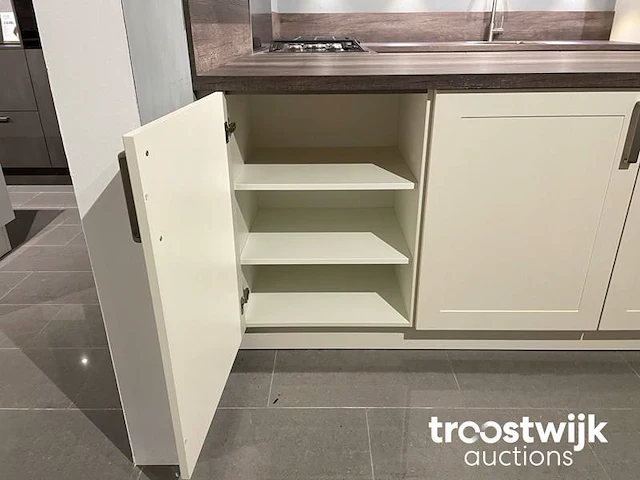 Showroomkeuken - afbeelding 27 van  29
