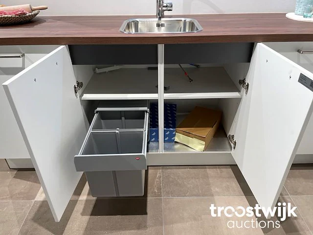 Showroomkeuken - afbeelding 20 van  24
