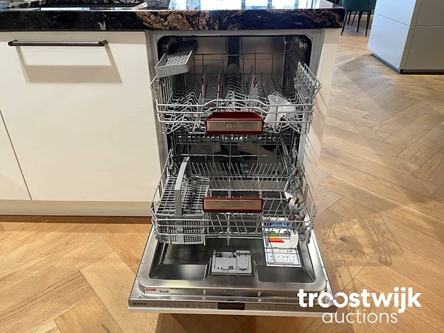 Showroomkeuken - afbeelding 14 van  25