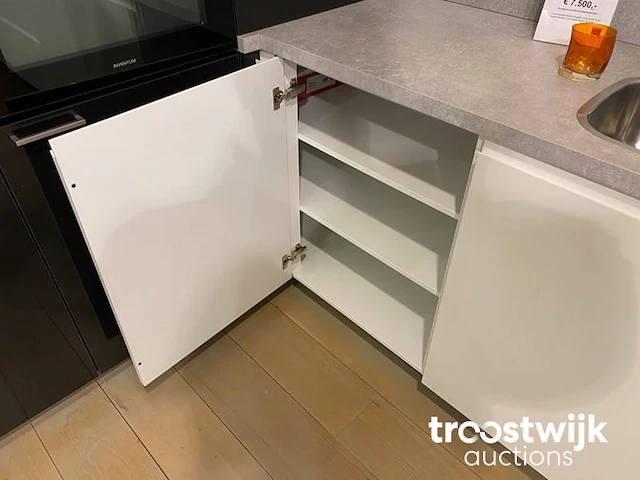 Showroomkeuken - afbeelding 3 van  25