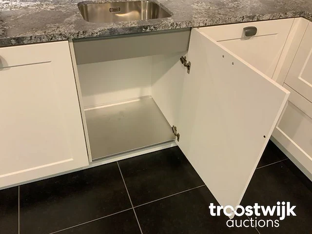 Showroomkeuken - afbeelding 10 van  26
