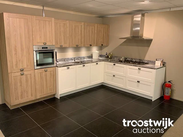 Showroomkeuken - afbeelding 12 van  26