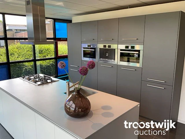 Showroomkeuken - afbeelding 1 van  43