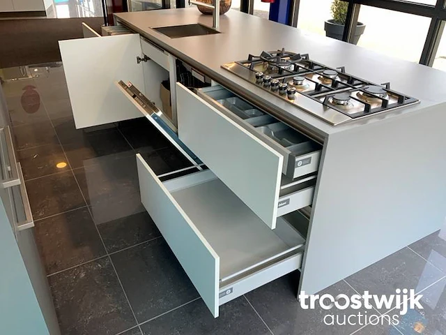 Showroomkeuken - afbeelding 41 van  43