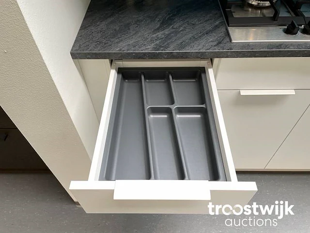Showroomkeuken - afbeelding 32 van  34