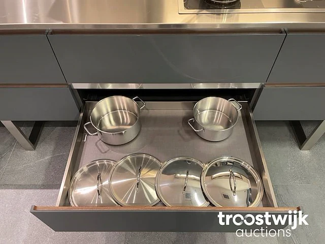 Showroomkeuken - afbeelding 4 van  30
