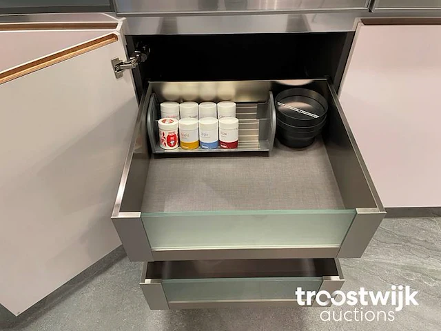 Showroomkeuken - afbeelding 11 van  30