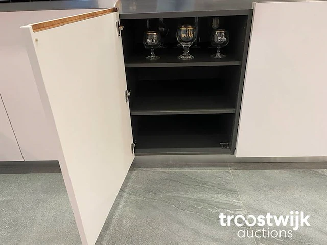 Showroomkeuken - afbeelding 13 van  30