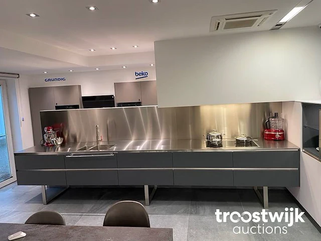 Showroomkeuken - afbeelding 12 van  30