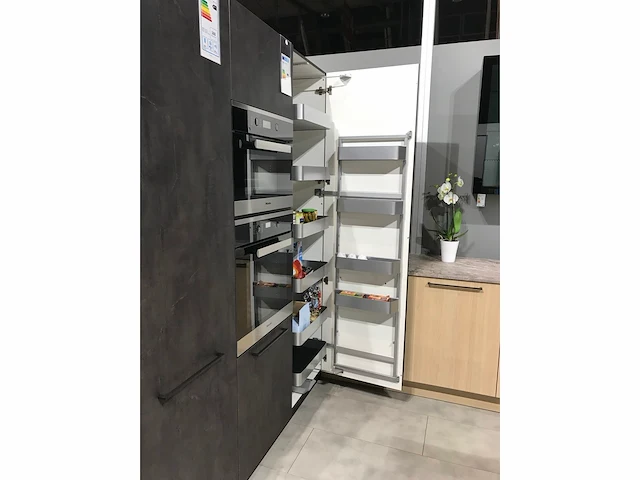 Showroomkeuken - afbeelding 3 van  19
