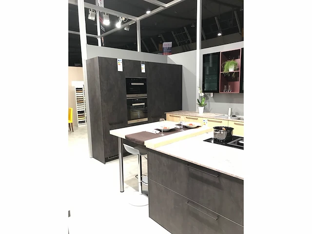 Showroomkeuken - afbeelding 12 van  19