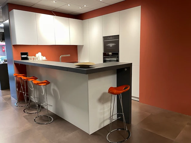 Showroomkeuken - afbeelding 1 van  28