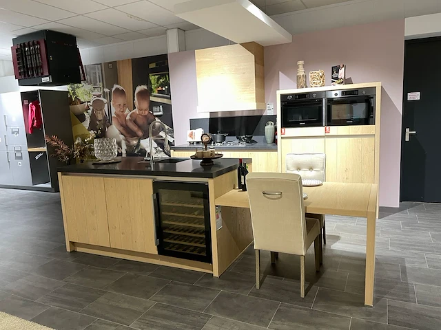 Showroomkeuken - afbeelding 1 van  29