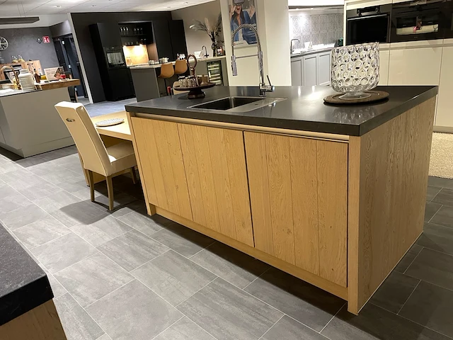 Showroomkeuken - afbeelding 27 van  29