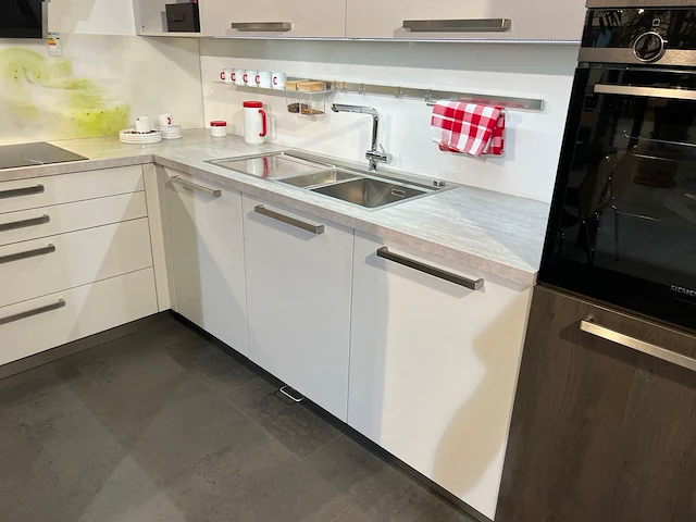 Showroomkeuken - afbeelding 5 van  28