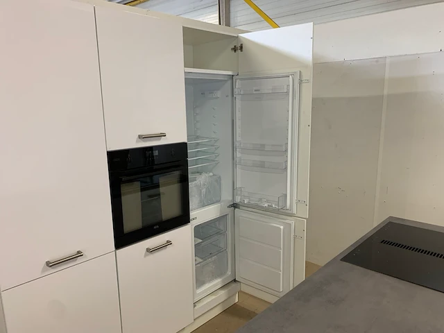 Showroomkeuken - afbeelding 15 van  30