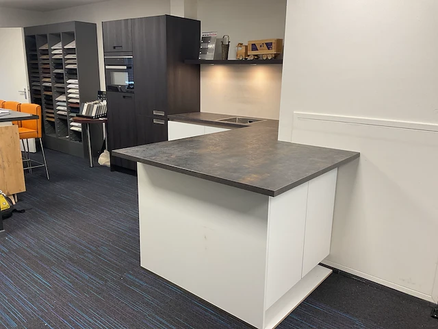 Showroomkeuken - afbeelding 24 van  29