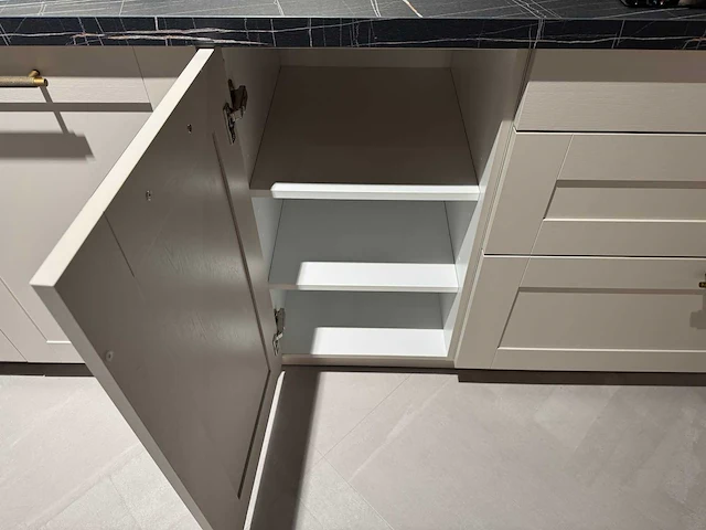 Showroomkeuken - afbeelding 23 van  40