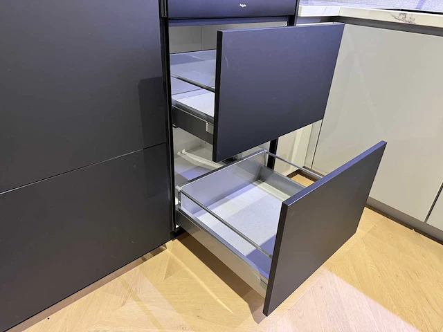 Showroomkeuken - afbeelding 13 van  42