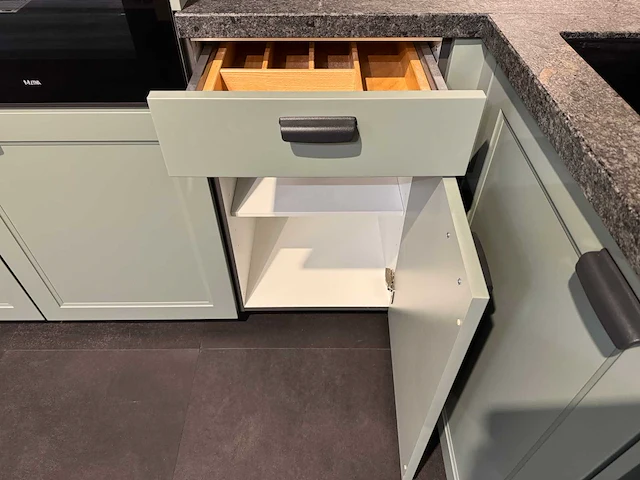Showroomkeuken - afbeelding 15 van  49