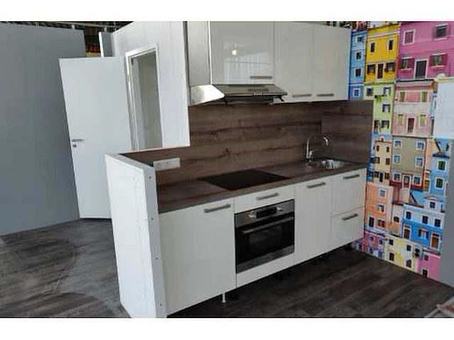 Showroomkeuken - afbeelding 1 van  1