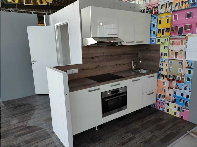 Showroomkeuken - afbeelding 1 van  3
