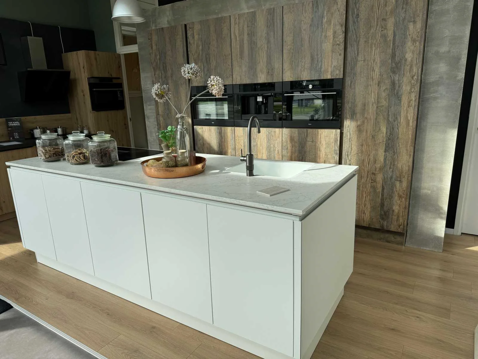 (showroom)keukens en apparatuur