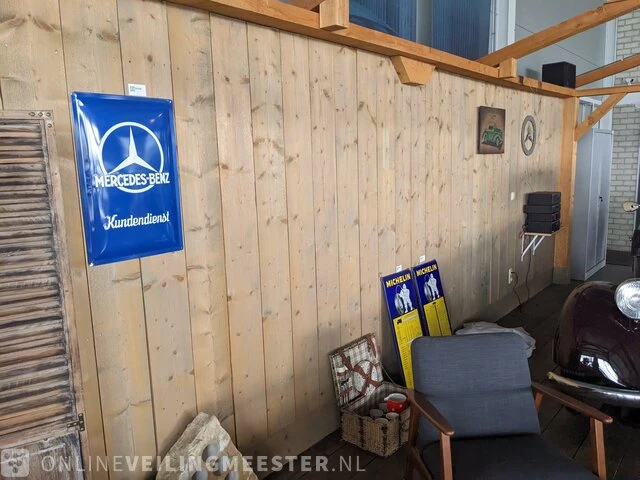 Showrooom presentatie overkapping met steigerhouten vloer - afbeelding 2 van  14