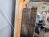 Showrooom presentatie overkapping met steigerhouten vloer - afbeelding 3 van  14