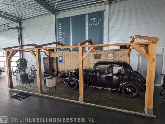 Showrooom presentatie overkapping met steigerhouten vloer - afbeelding 8 van  14
