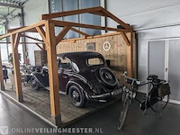 Showrooom presentatie overkapping met steigerhouten vloer - afbeelding 9 van  14