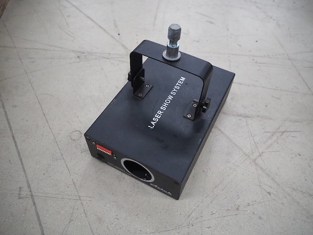 Showtec / behringer / quik lok systems - afbeelding 6 van  52