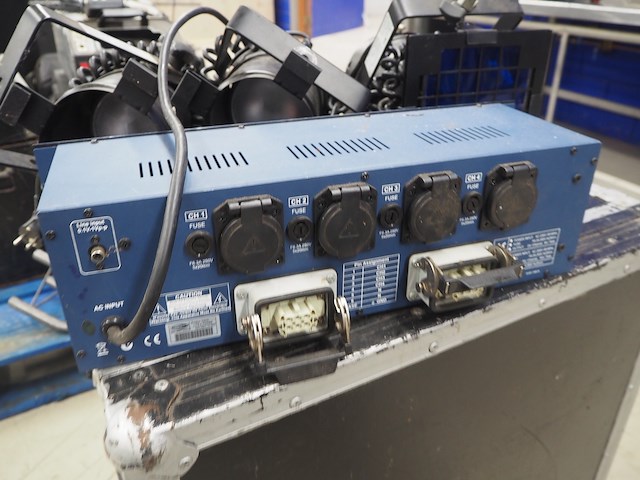 Showtec / behringer / quik lok systems - afbeelding 31 van  52