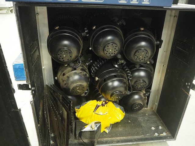 Showtec / behringer / quik lok systems - afbeelding 35 van  52