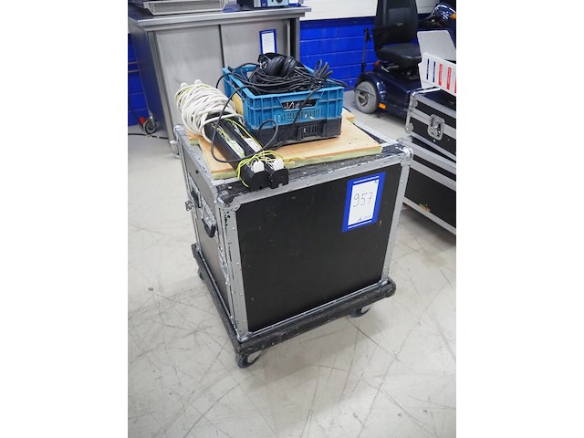 Showtec / behringer / quik lok systems - afbeelding 37 van  52