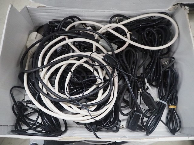 Showtec / behringer / quik lok systems - afbeelding 42 van  52