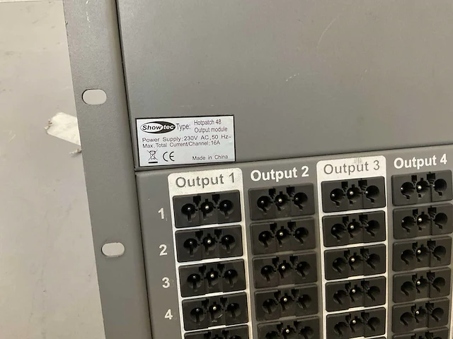 Showtec hotpatch 48 output module - afbeelding 4 van  4