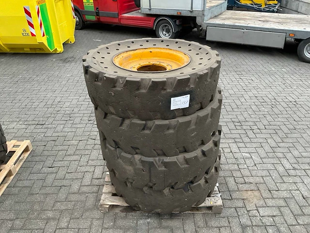 Shun gin jcb verreiker band met velg (4x) - afbeelding 1 van  5