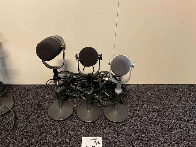 Shure mv7 microfoon (3x) - afbeelding 1 van  2