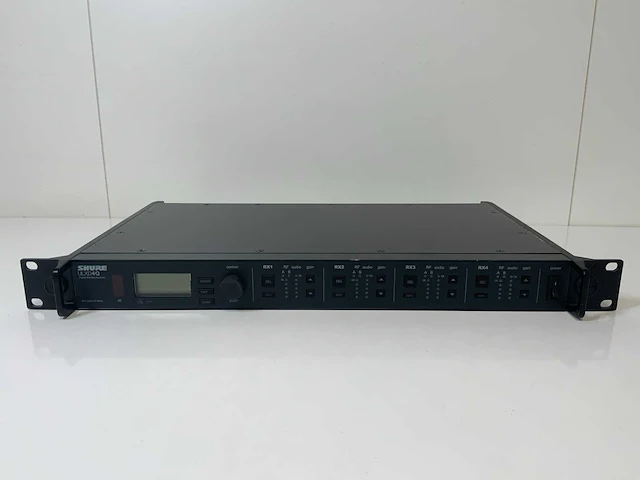Shure (ulxd4q) digital quad-channel wireless receiver - afbeelding 1 van  6