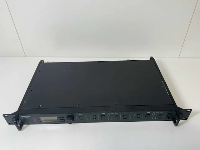 Shure (ulxd4q) digital quad-channel wireless receiver - afbeelding 2 van  6