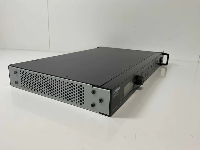 Shure (ulxd4q), quad channel receiver - for use with ulx-d digital wireless microphone system - afbeelding 3 van  6