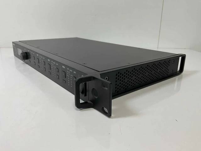 Shure (ulxd4q), quad channel receiver - for use with ulx-d digital wireless microphone system - afbeelding 4 van  6