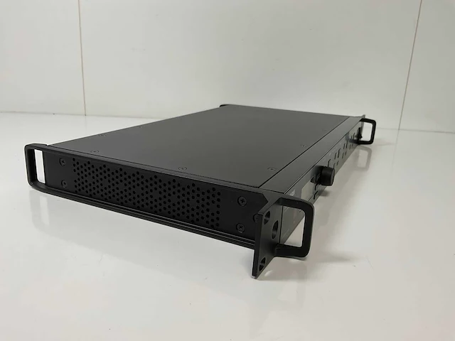 Shure (ulxd4q), quad channel receiver - for use with ulx-d digital wireless microphone system - afbeelding 3 van  6