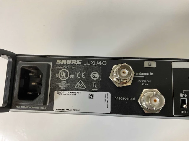 Shure (ulxd4q), quad channel receiver - for use with ulx-d digital wireless microphone system - afbeelding 6 van  6