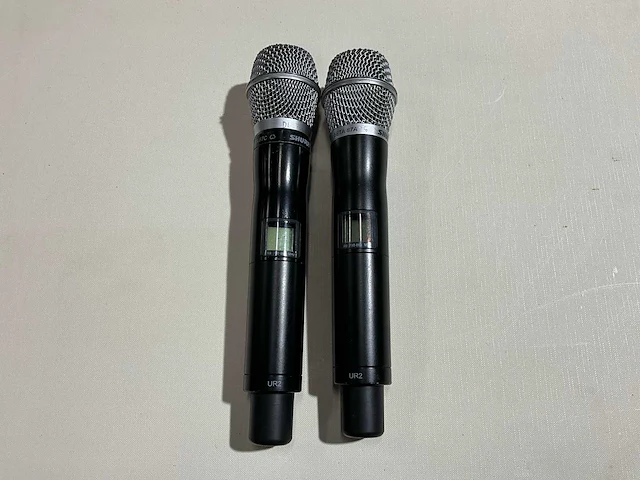 Shure ur2 handheld microfoon (2x) - afbeelding 2 van  3