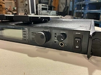 Shure ur4d draadloze zenderset - afbeelding 5 van  7