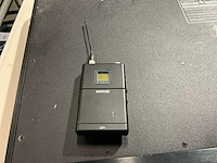 Shure ur4d draadloze zenderset - afbeelding 7 van  7