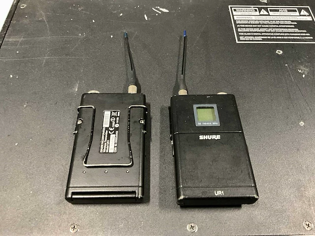 Shure ur4d draadloze zenderset - afbeelding 7 van  7